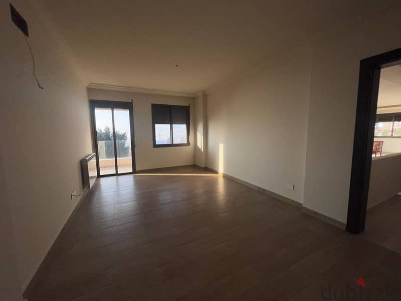 Apartment for sale in Broummana شقة للبيع في برمانا 7