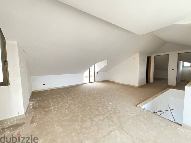 RWB122AH - Duplex Apartment for sale in HBOUB Jbeil شقة للبيع في جبيل 3