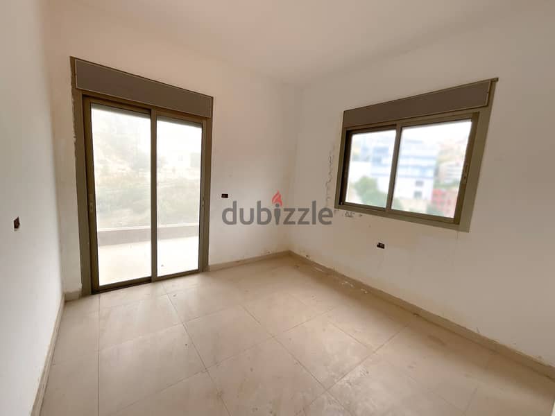 RWB122AH - Duplex Apartment for sale in HBOUB Jbeil شقة للبيع في جبيل 4