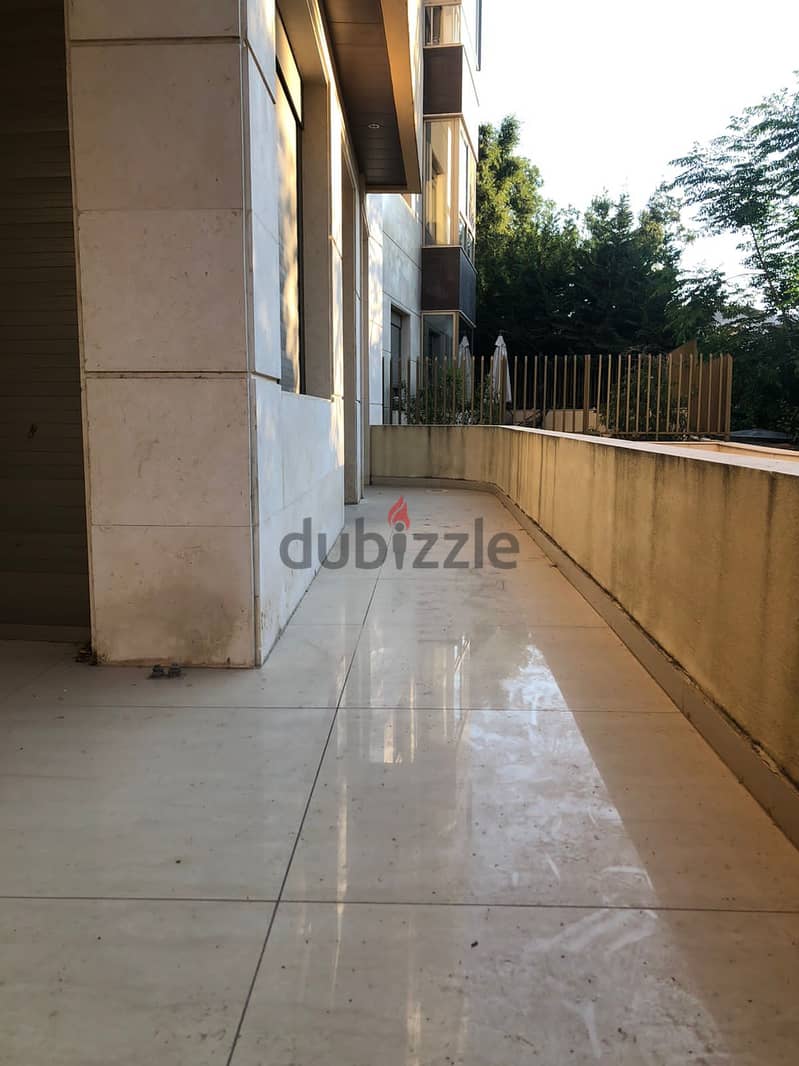 Apartment for Sale in Mazrait yachouh 165M2 - شقة للبيع في مزرعة يشوع 2
