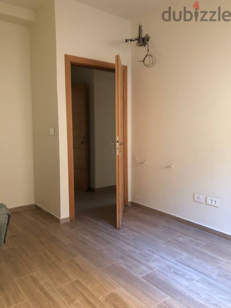 Apartment for Sale in Mazrait yachouh 165M2 - شقة للبيع في مزرعة يشوع 8