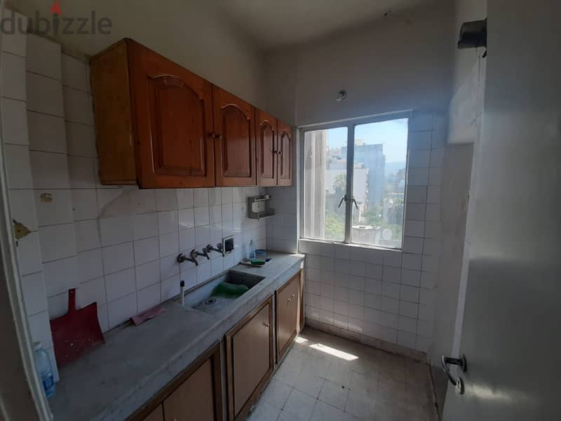 100m2 apartment for sale in Forn el chebak شقة للبيع في فرن الشباك 3