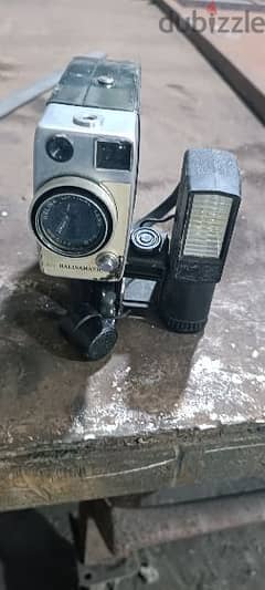 Camera antique with flash 0