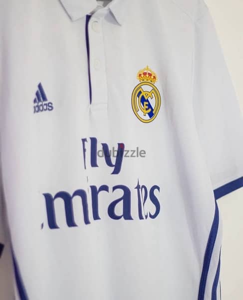 Real Madrid Home Kit 2016/2017 3