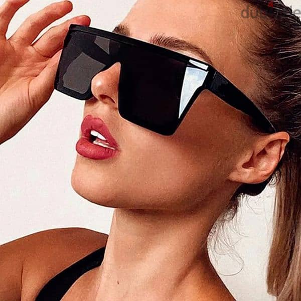 black sunglasses 0