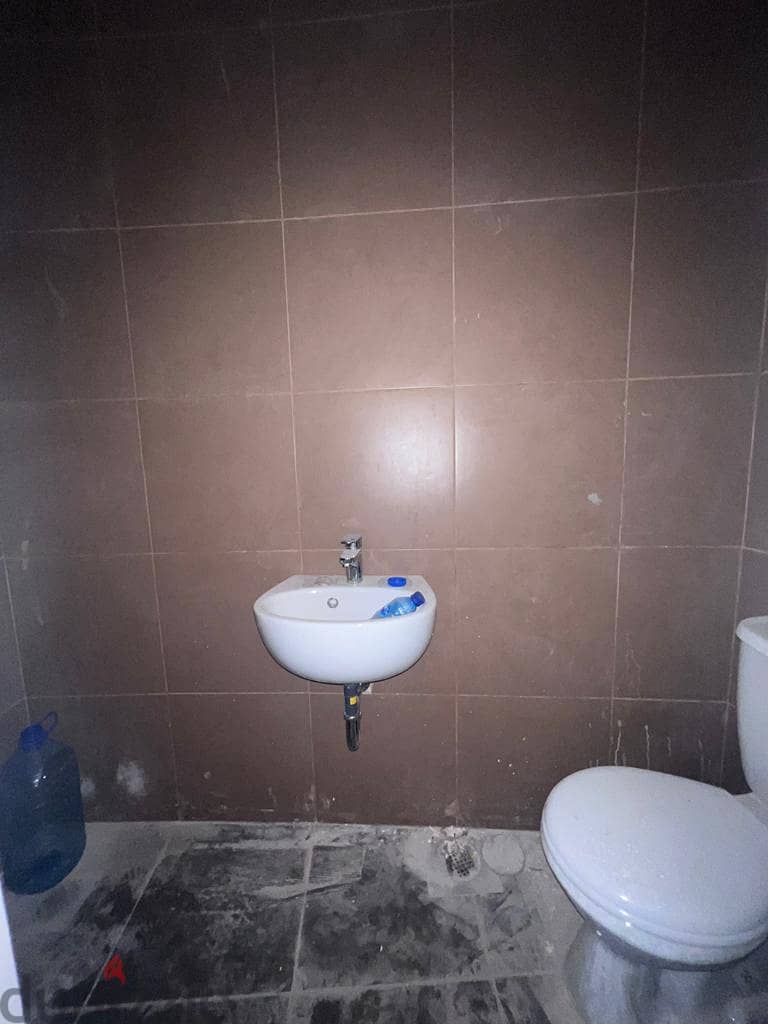 Apartment for sale in baabdat شقة للبيع في بعبدات 8