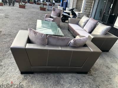 طقم كنب Natuzzi