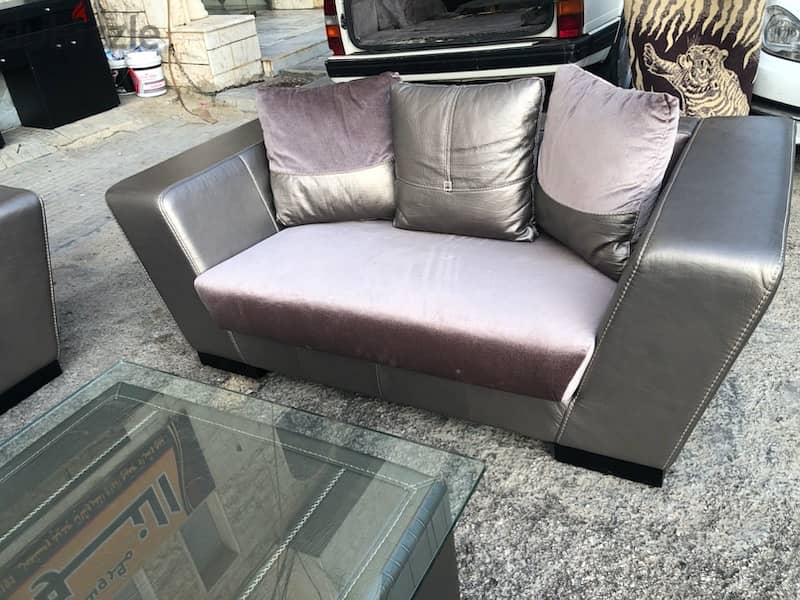 طقم كنب Natuzzi 1