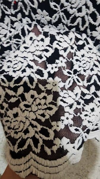 Black & white embroidered lace dress S/M فستان مطرز 3