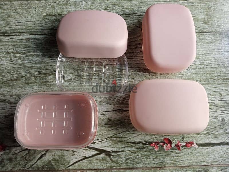 adorable soap dishes and dispensers! 4
