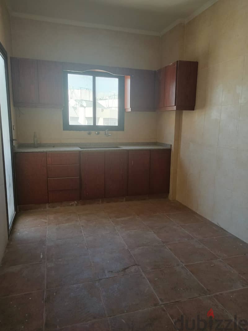 3 bedrooms apartment for sale in Jdeideh  شقة للبيع في جديدة 4
