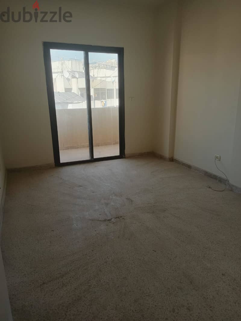 3 bedrooms apartment for sale in Jdeideh  شقة للبيع في جديدة 5