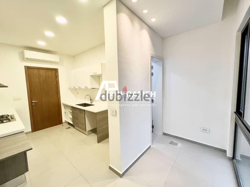 250 Sqm - Apartment For Rent In Achrafieh - شقة للإجار في الأشرفية 8
