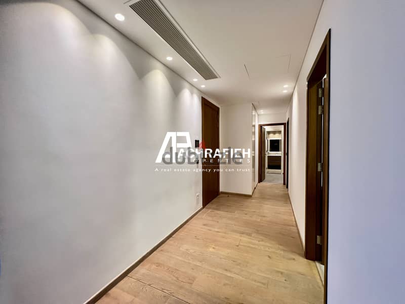 250 Sqm - Apartment For Rent In Achrafieh - شقة للإجار في الأشرفية 15