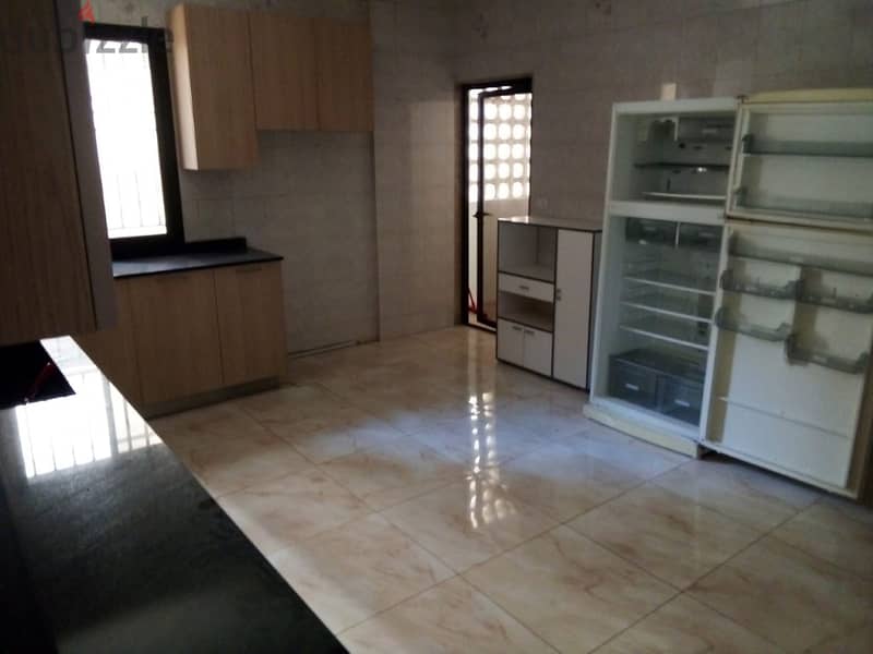 300 Sqm | Apartment for Rent in Jnah Located in a Calm Area 3