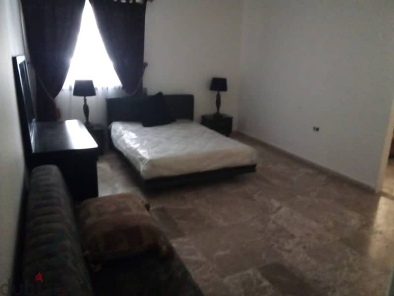 300 Sqm | Apartment for Rent in Jnah Located in a Calm Area 6