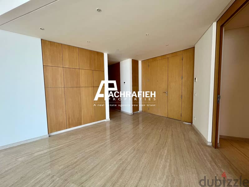 Apartment For Sale In Achrafieh - شقة للبيع في الأشرفية 6