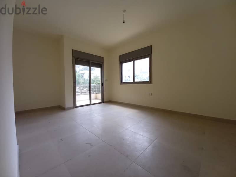 4 bedrooms apartment+ sea view for sale in Sahel Alma (4 parking lots) 8