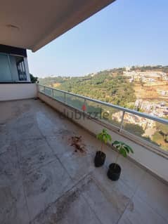 155 m2 apartment + open mountain view for sale in Mansourieh 0