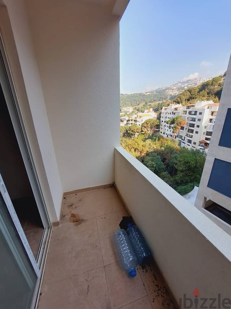 155 m2 apartment + open mountain view for sale in Mansourieh 4