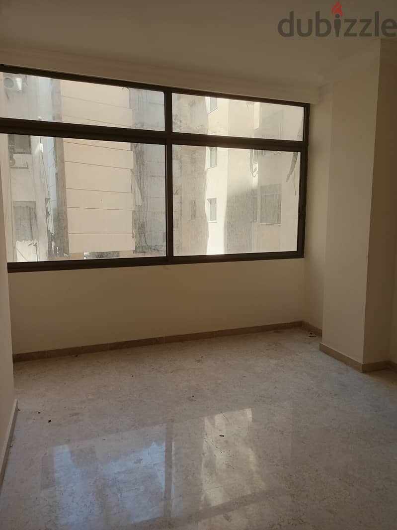 175m2 apartment for sale in Burj abi haydar شقة للبيع في برج أبيحيدر 2