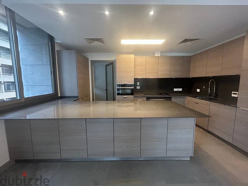 L12463-Charming 3-Bedroom Apartment for Rent in Hamra, Ras Beirut 5