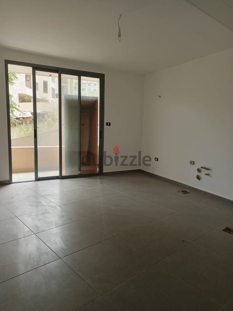 200m2 apartment having mountain/sea view for sale in Tilal Ain Saadeh 1