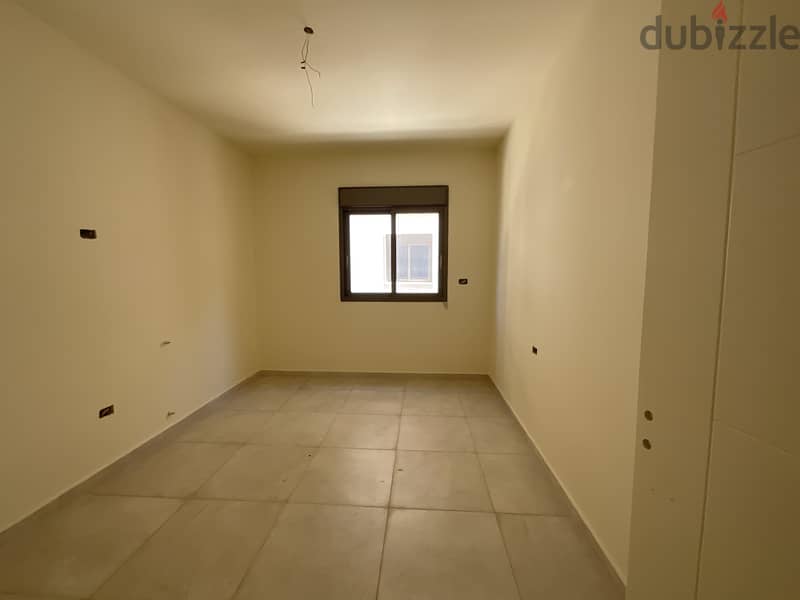RWB104AH - Apartment for sale in Hboub Jbeil شقة للبيع في حبوب جبيل 3