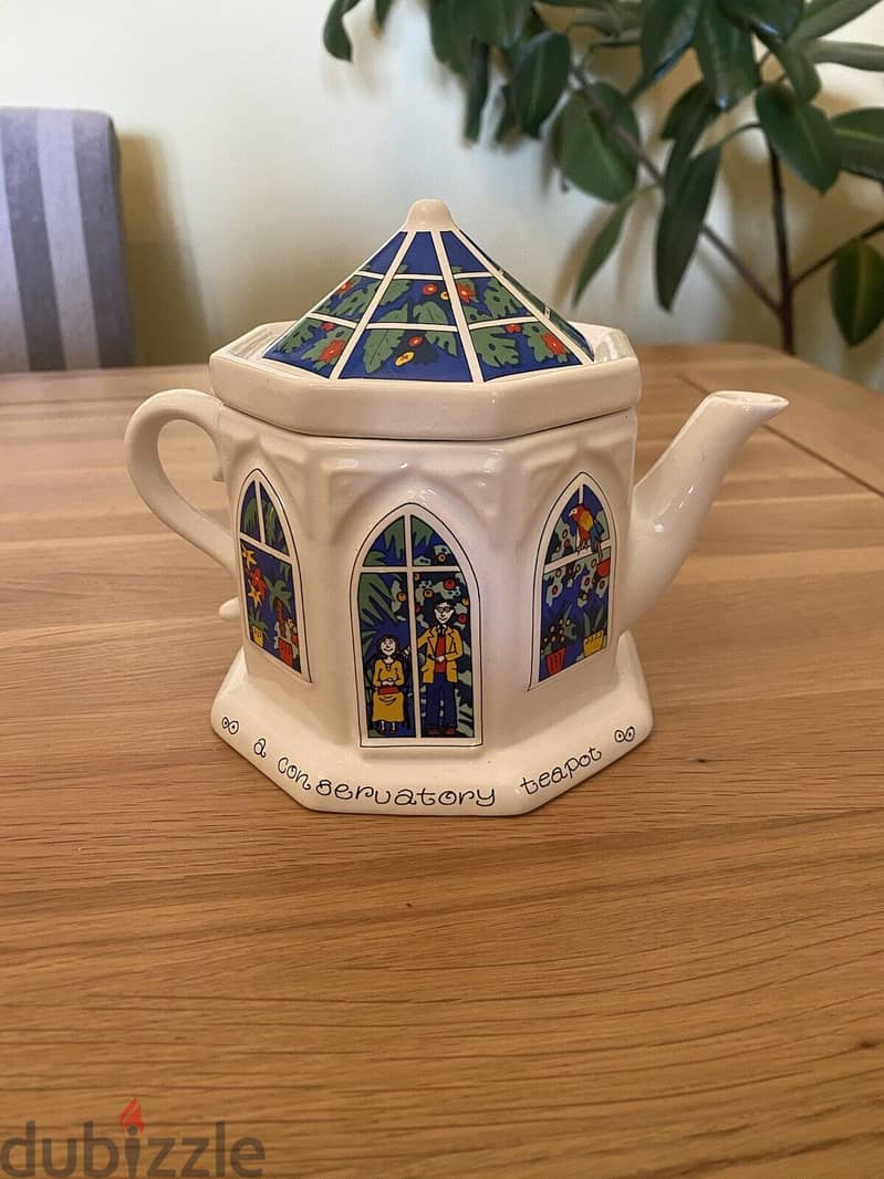 Vintage pottery made by Wade england conservatory ceramic tea pot 1
