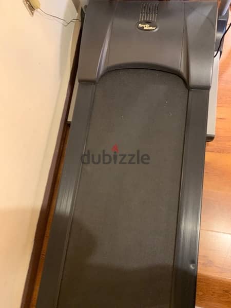 treadmill and cardio machine used but as new 2