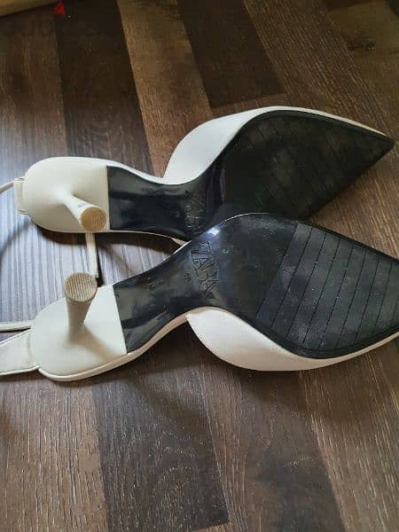 Zara high heel sandals size 40. used only once. 1 million Lira 3