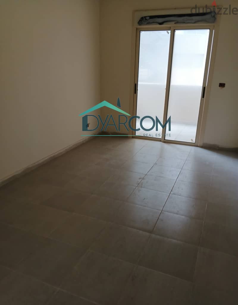 DY738 - Mar Roukoz Apartment For Sale! 8