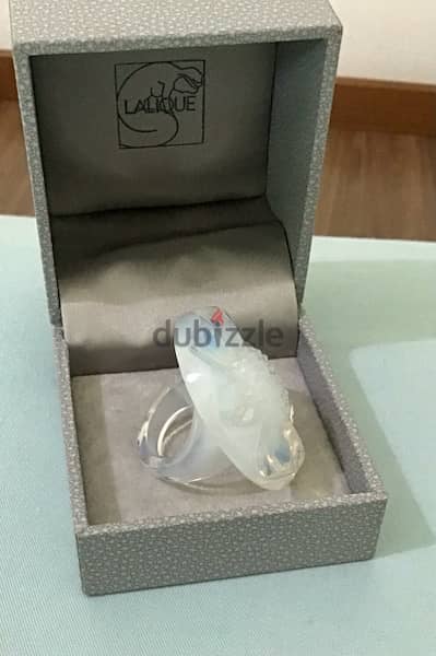 new in box original Lalique france opalescent crystal flower ring 7