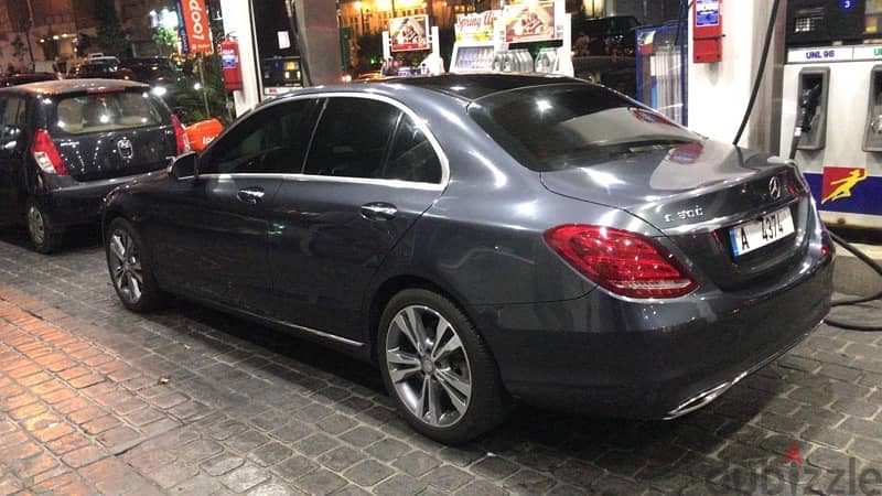 Mercedes Benz C 300 2