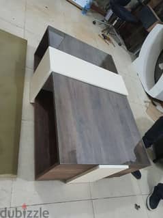 New centre table (high quality). 0