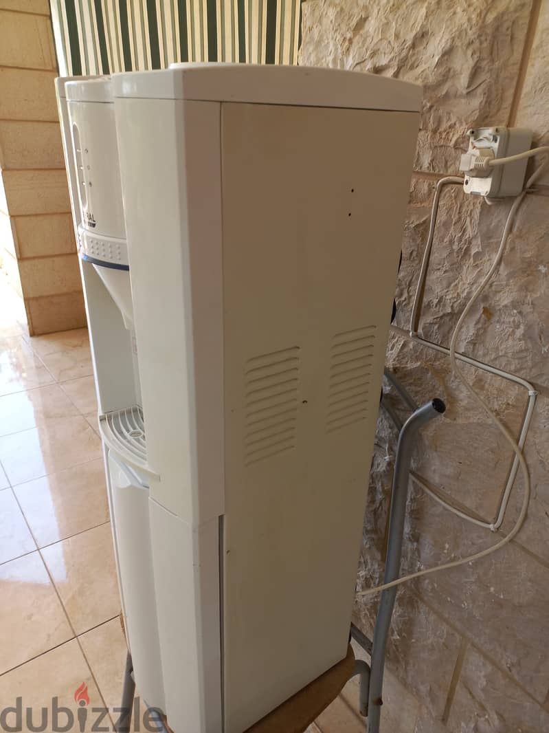 General water dispenser with mini fridge براد مي 7