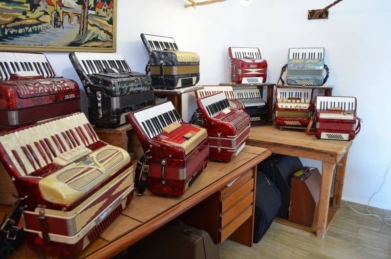 The Accordeon Shop/////Accordion Service 1