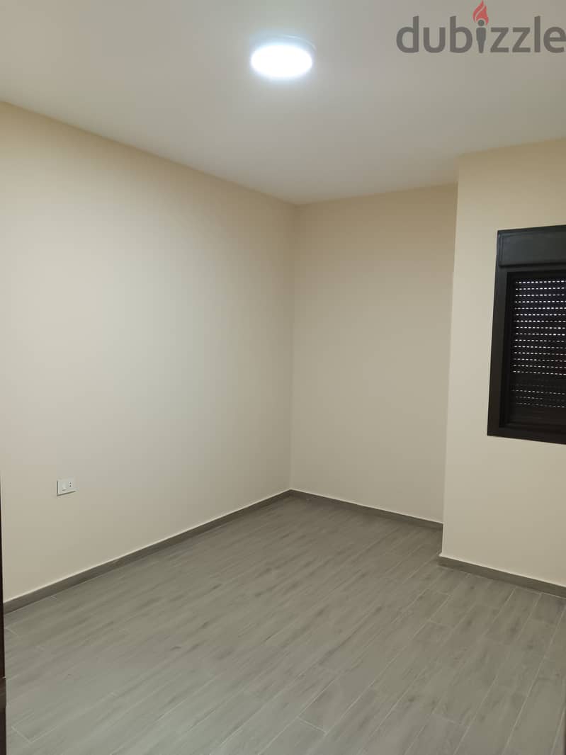 RWB105CH - Apartment for rent in Halat Jbeil شقة للإيجار في حالات جبيل 3