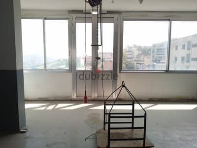 300 m2 factory + open space for rent in Mazraat yachouh -مصنع للإيجار