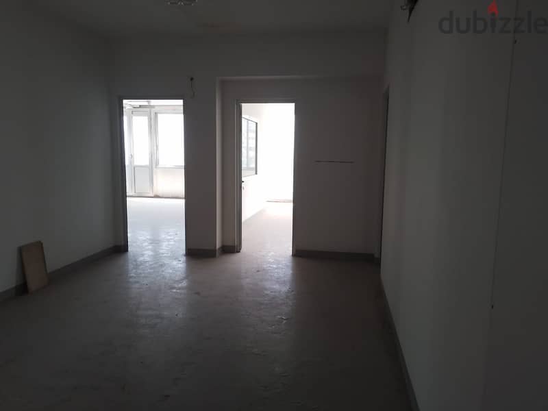 A 300 m2 factory with open space area  for rent in Mazraat yachouh 5