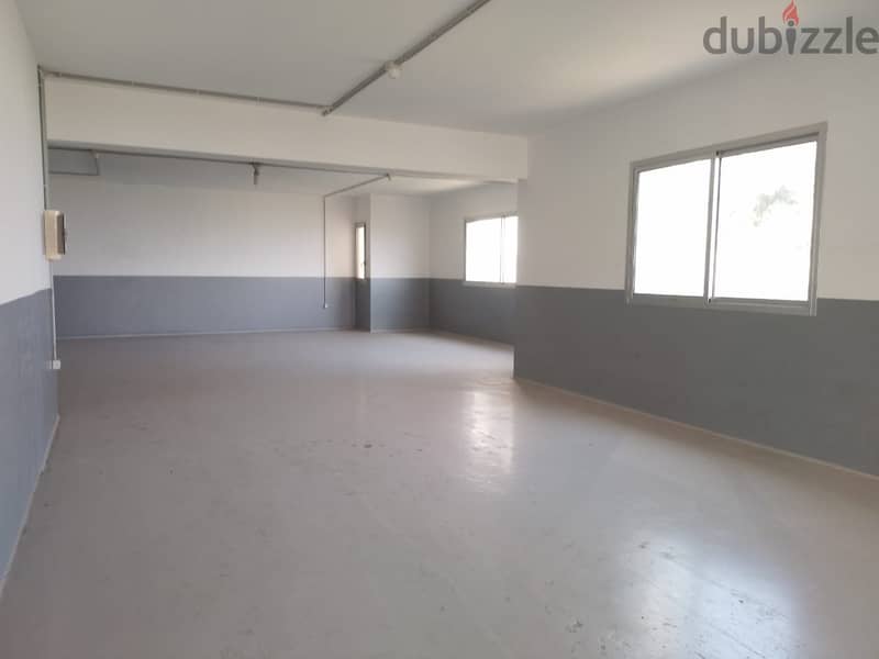 A 300 m2 factory with open space area  for rent in Mazraat yachouh 6