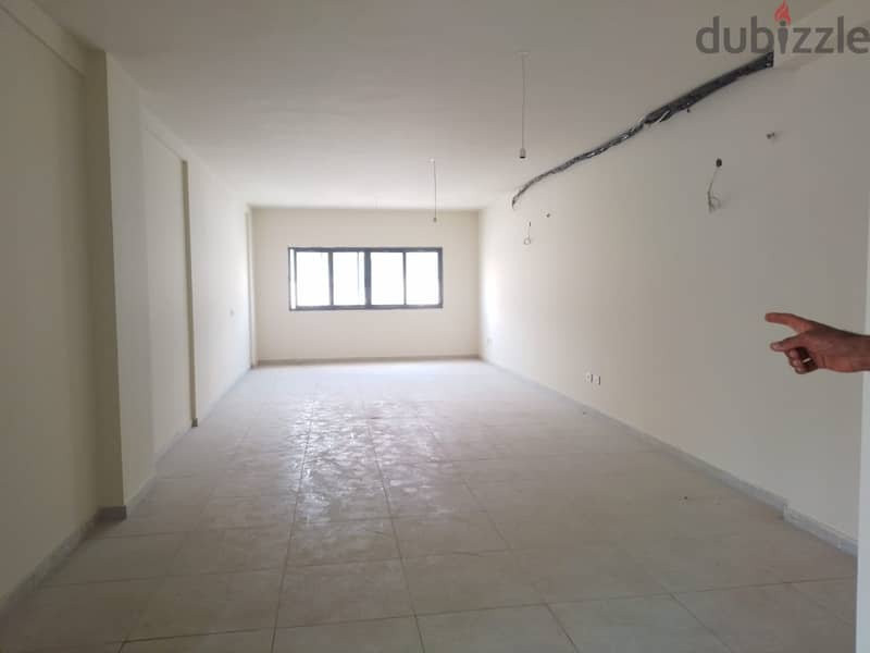 A 75 m2 office for rent in Prime Location in Mazraat yachouh 0