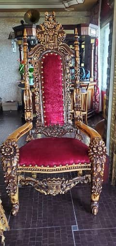 Italian Renaissance Red Velvet Throne Chair