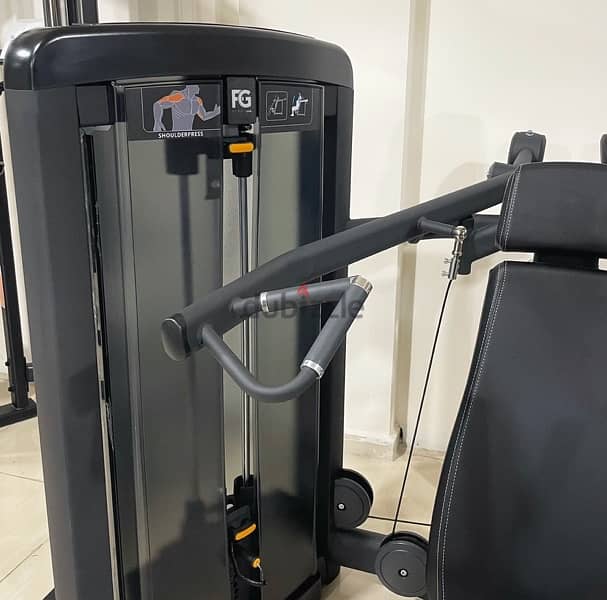 Gym equipment معدات رياضية 1