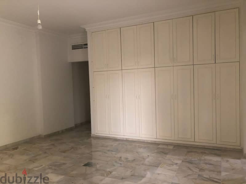 Huge 440M2 Apartment for Sale in Bayada - شقة كبيرة للبيع في البياضة 12
