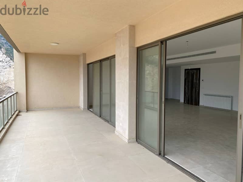 260 m² new apartment in Mezher/Antelias Area, Bkheir Complex 6
