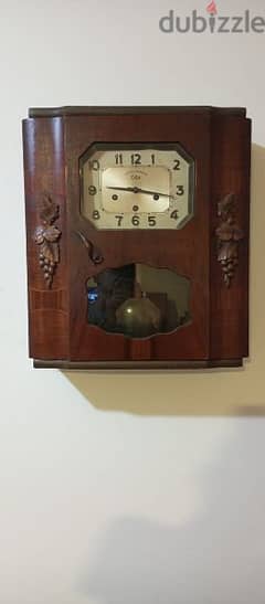 vintage wall clock 0
