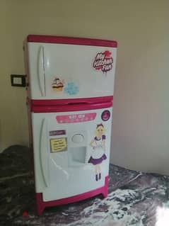 Little refrigerator for kids to enjoy 0