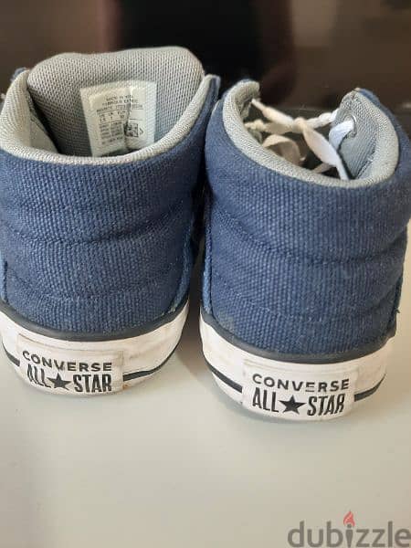 shoes converse ORIGINAL Excellenttttt condition like new. used ONCE 3