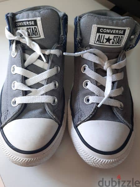 shoes converse ORIGINAL Excellenttttt condition like new. used ONCE 5